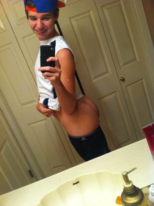 Teen-Gay-Boy-Selfies Teen-Gay-Boy-Selfies