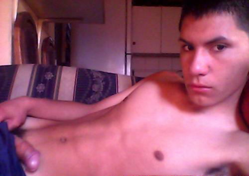 peru-teen-shows-dick-for-free