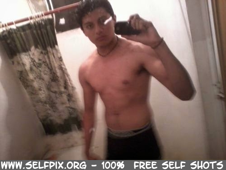 04.jpg Free Selfpics: Teen Guy from Venezuela cums!
