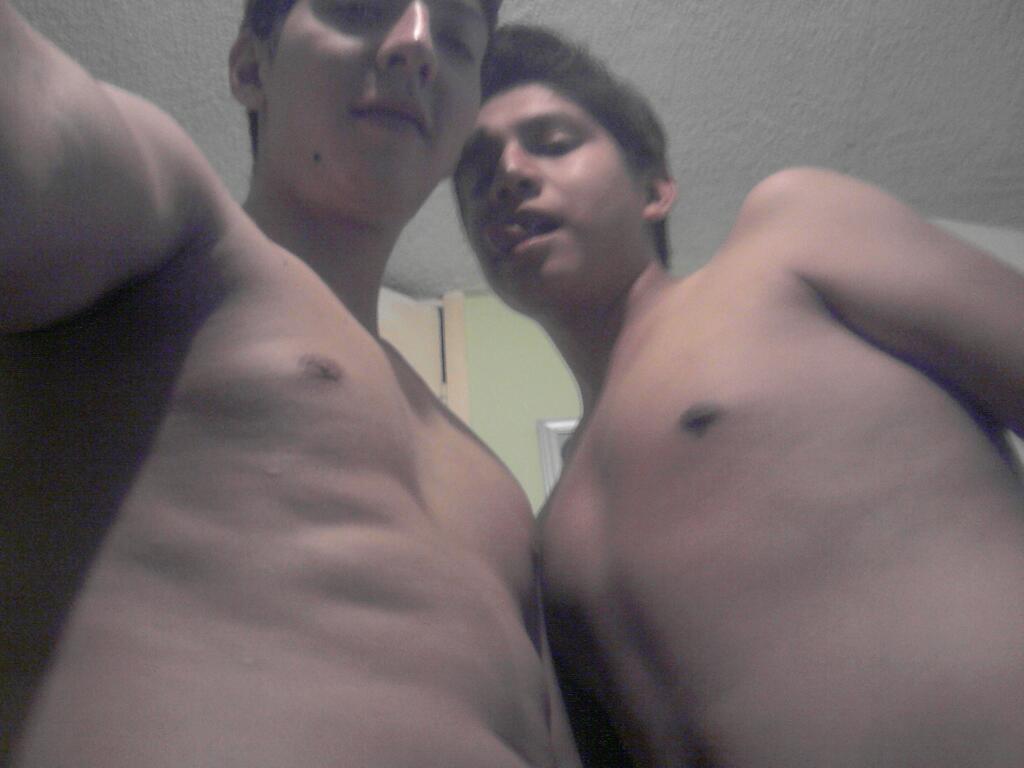 gayselfpics.realteens gayselfpics.realteens