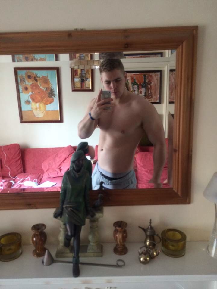 lad-self-shot lad-self-shot