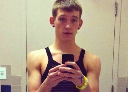 teen boy selfie