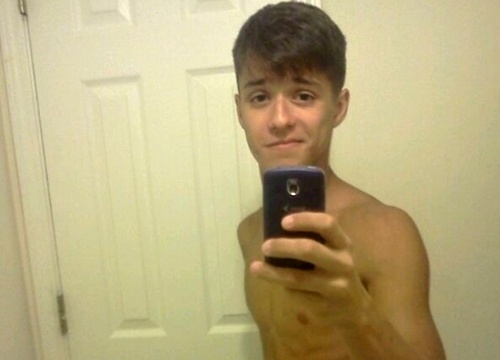 sexy-stylish-teen-guy
