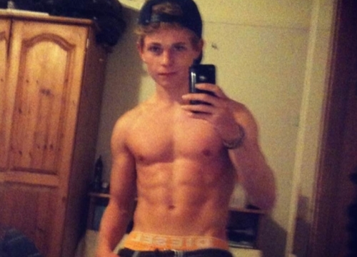 EXBF NUDES - Leaked EX Boyfriend Pictures