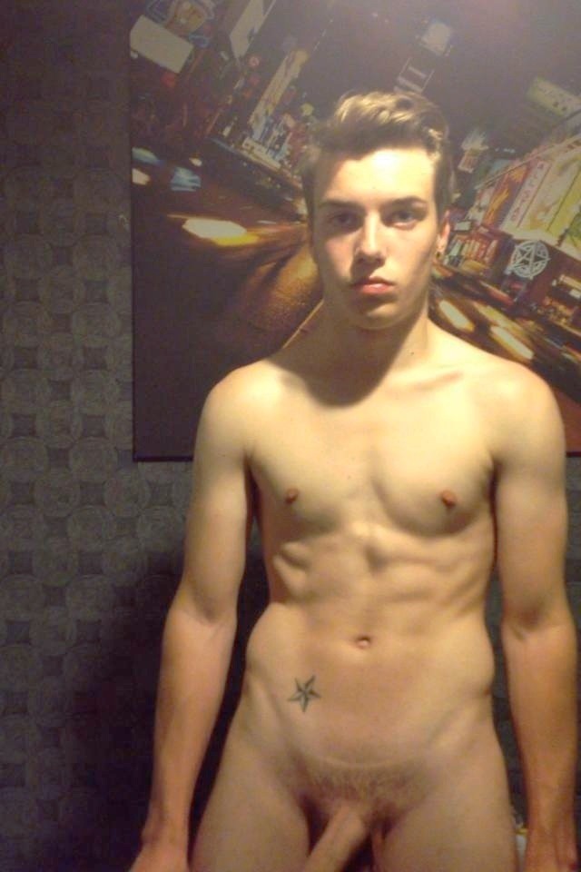 Nude_German_Teen_Boy_Photos Nude_German_Teen_Boy_Photos
